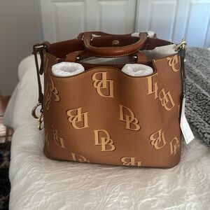 Authentic Dooney & Bourke Brenna bag handbag 👜 NWT